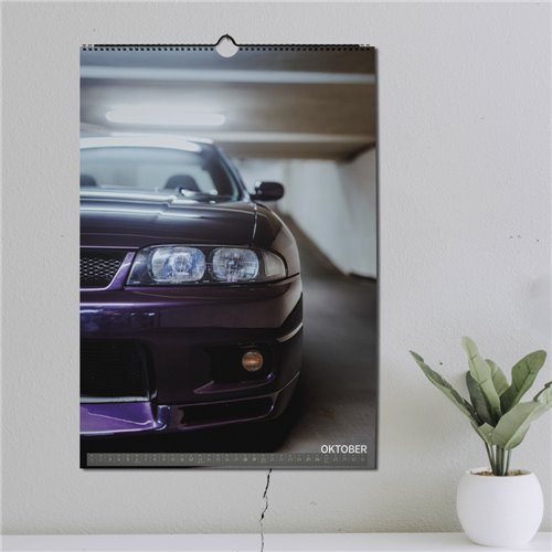 ChromeCars® Wandkalender - Nissan Skyline R33 GT-R V-spec MNPI - 2025 (DIN A2)
